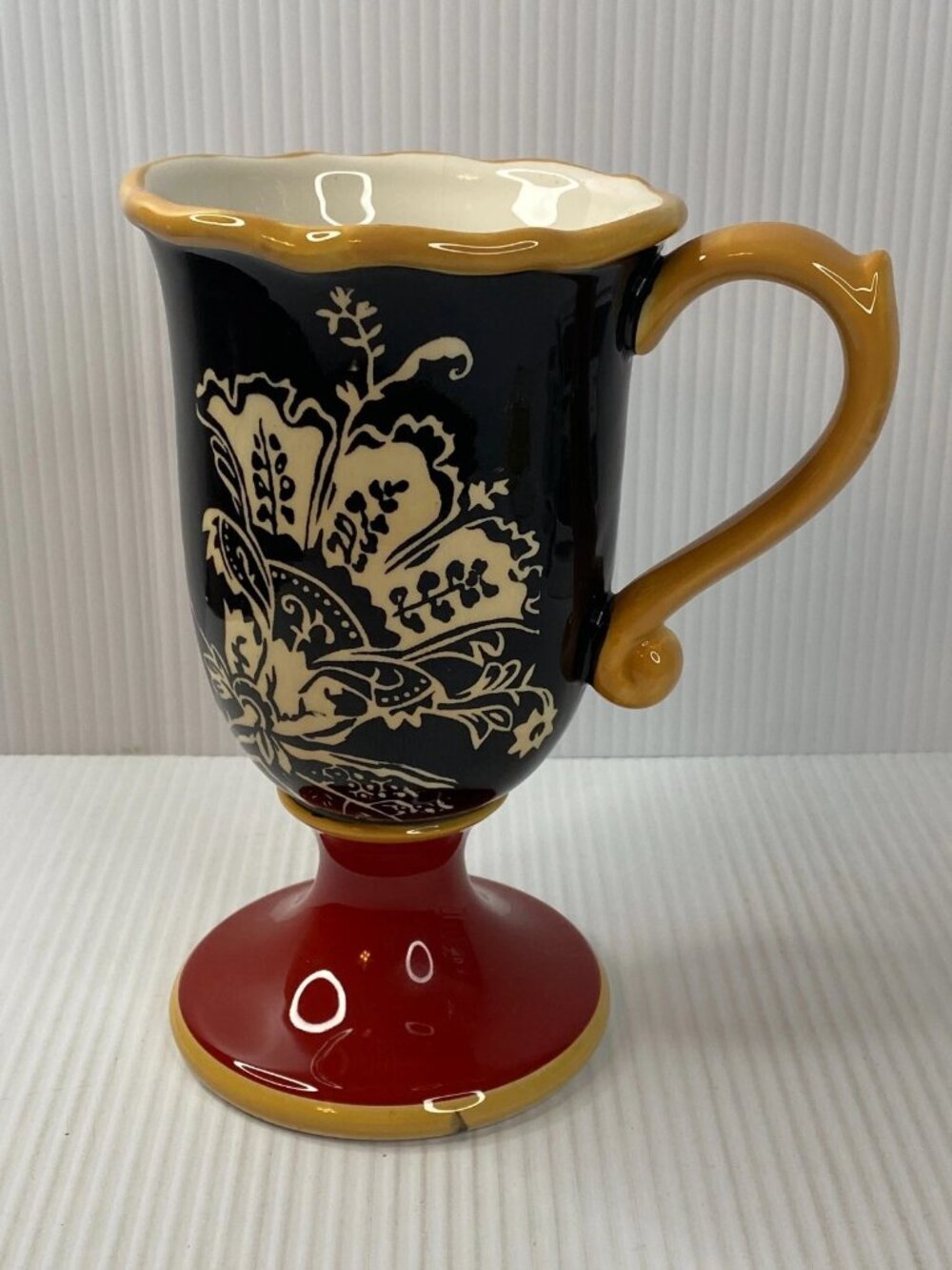 CIC RW China Large Coffee Mug Red Black Floral Extra Tall 7in